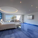 Grotta Palazzese מלון 5*