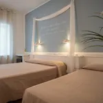 Grotta Palazzese מלון 5*