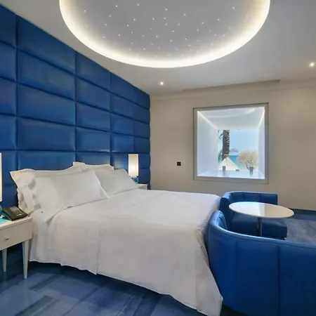 Hotel Grotta Palazzese 5*