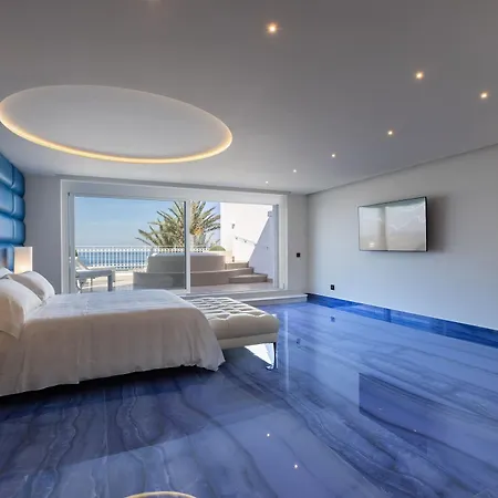 Grotta Palazzese Hotel 5*