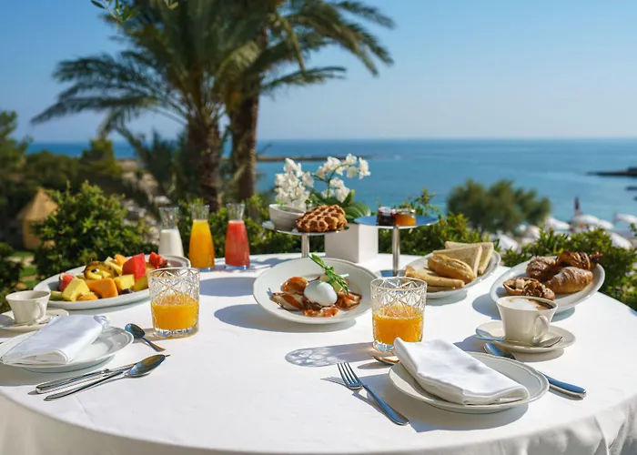 Grotta Palazzese Hotel 5*