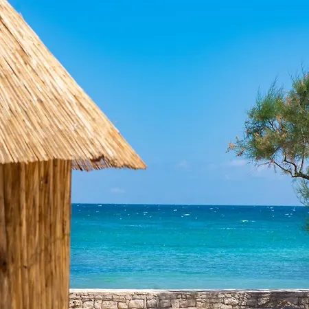 Ξενοδοχείο Grotta Palazzese 5*